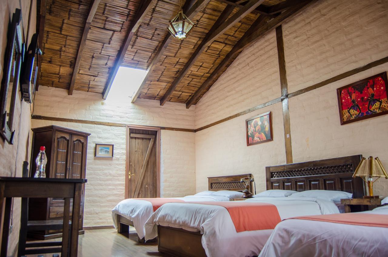 Hotel Bambu Риобамба Екстериор снимка