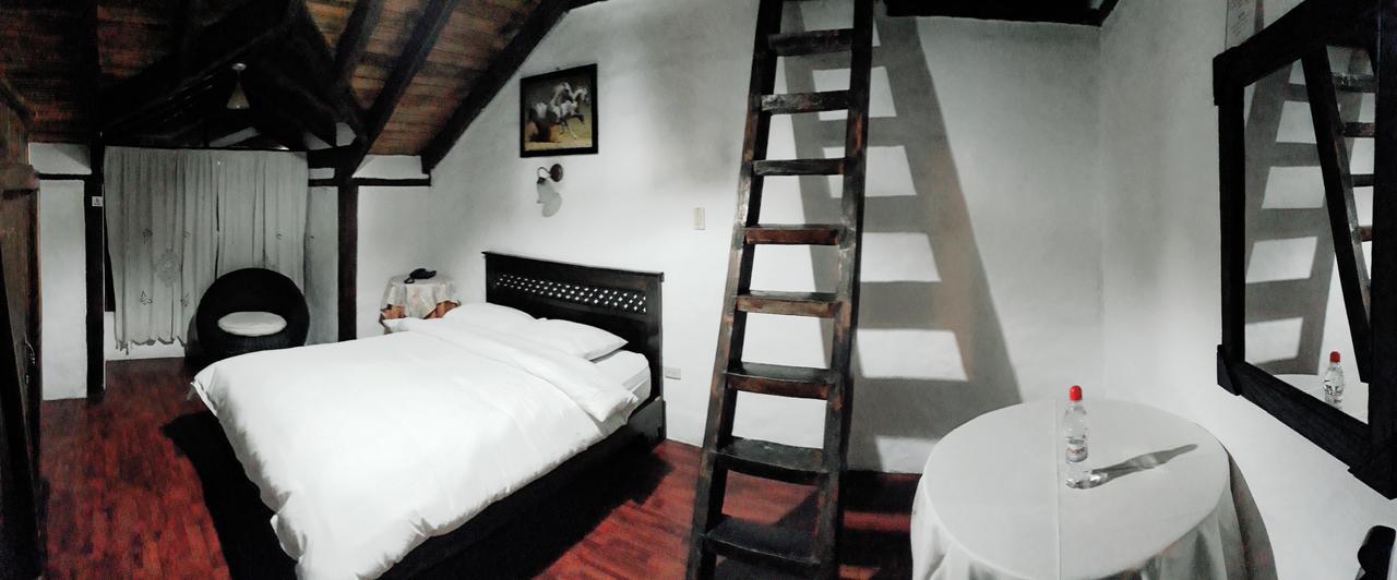 Hotel Bambu Риобамба Екстериор снимка