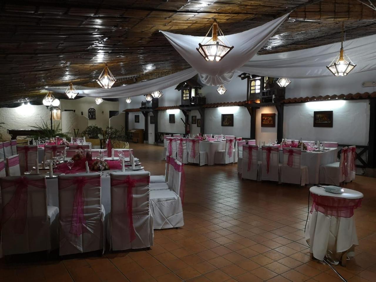 Hotel Bambu Риобамба Екстериор снимка